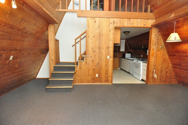 Foto del edificio - 204 River Bend Rd