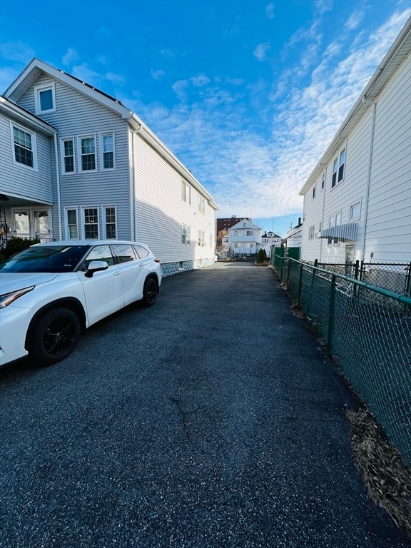 Building Photo - 32 6th St