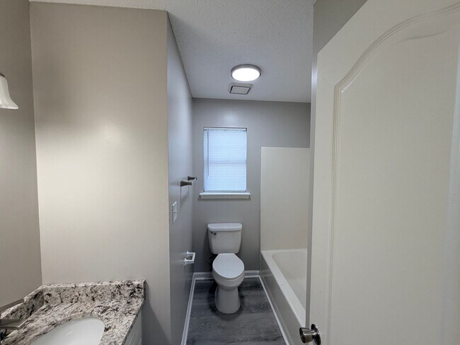 Foto del edificio - 3 Bedroom/2 Bath Home in Remerton