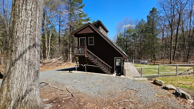 Building Photo - 111 Wiswall Hill Rd