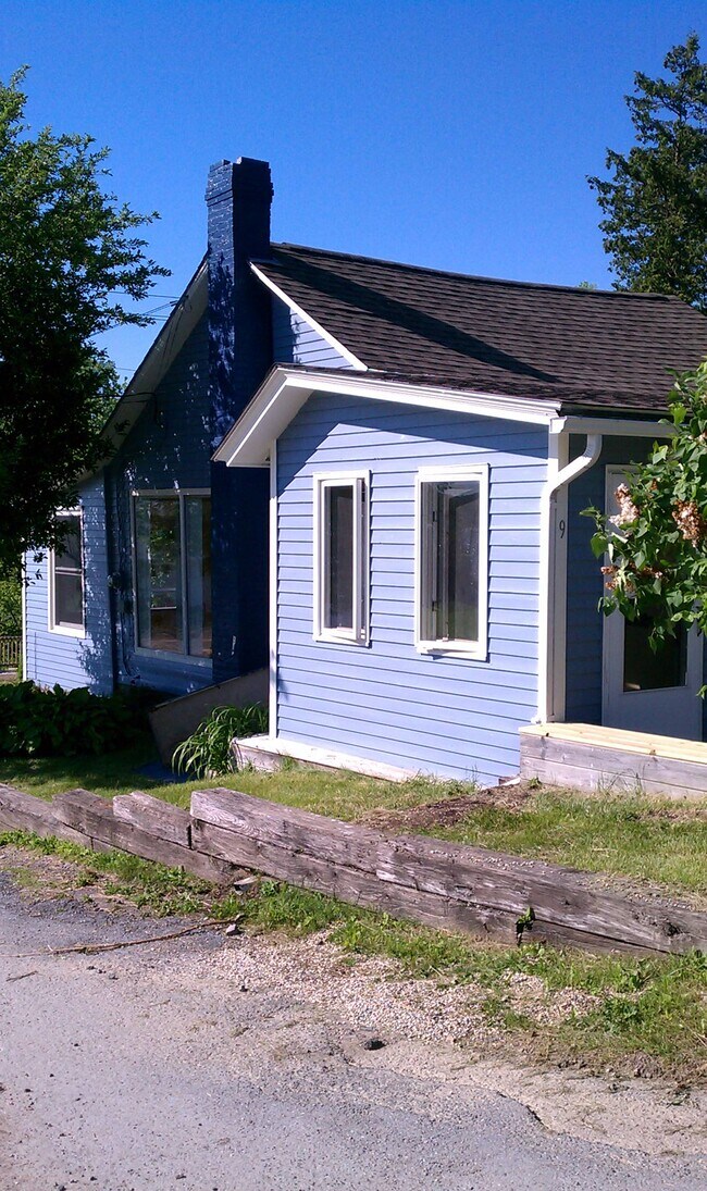 9 Suncrest Ter, Colchester, VT 05446 House Rental in Colchester, VT