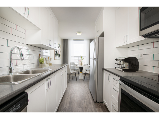 Photo du bâtiment - 27-40 Vanier Drive