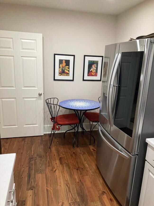 Kitchen - 146 Coming St