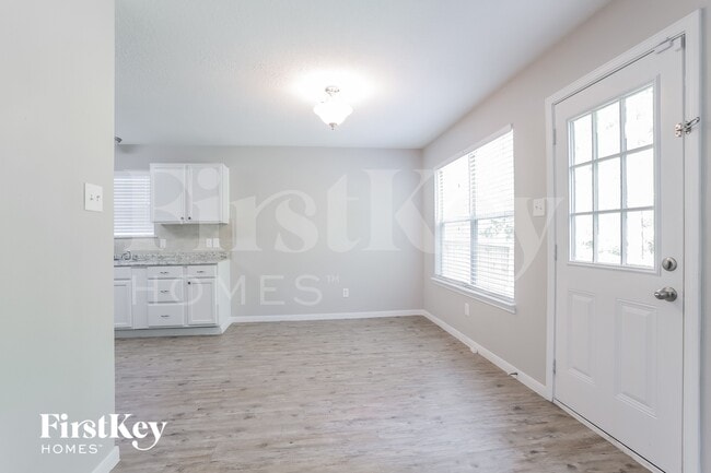 Building Photo - 2911 Cypress Island Dr