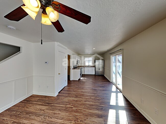 Foto del edificio - 72 N Cameron St