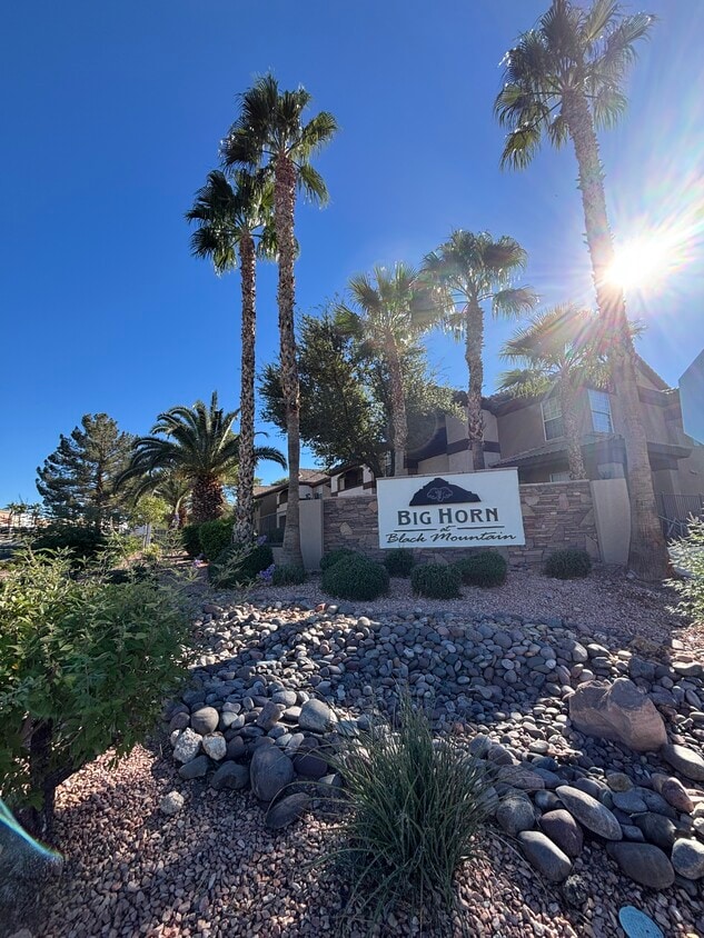 The entrance of the development - 231 W Horizon Ridge Pky