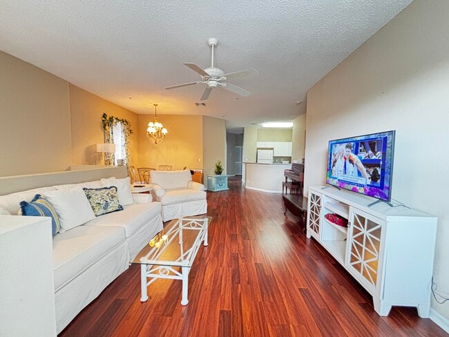 Building Photo - 105 Lighthouse Cir