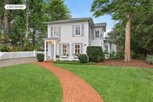Building Photo - 178 S Country Rd