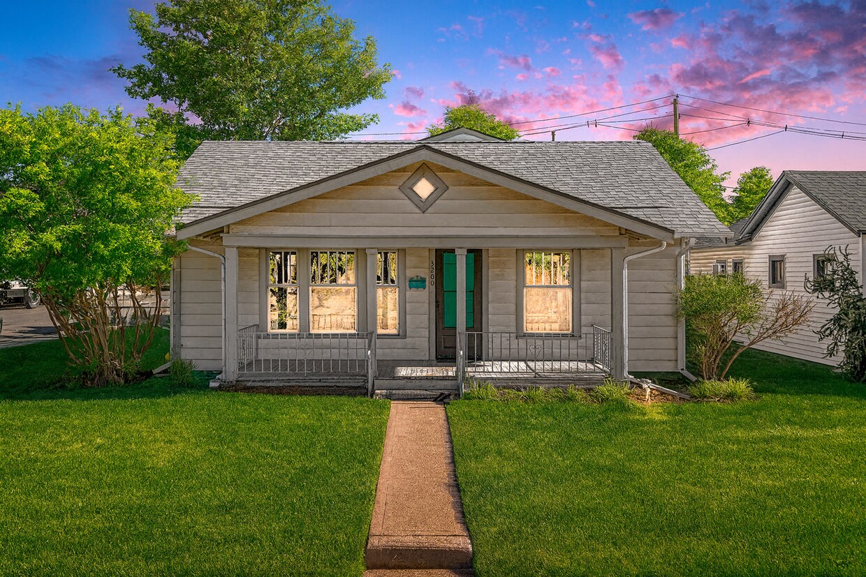 Foto principal - Modern Remodel with Classic Charm in Prime SoBo Location