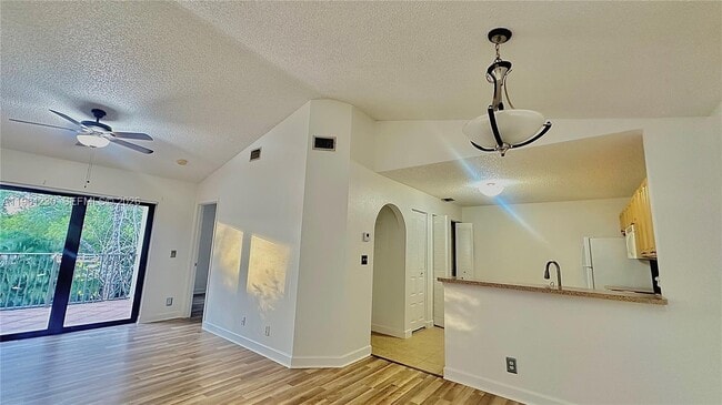 Foto del edificio - 10135 W Sunrise Blvd