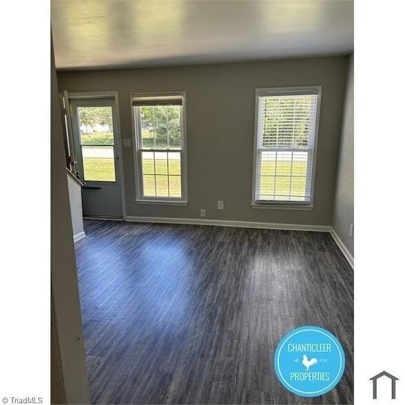 Building Photo - 501 Greenbriar Rd