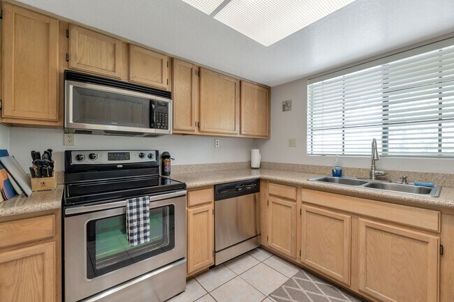 Foto del edificio - Fully Furnished Beautiful 2-bed, 2-bath PV Condo