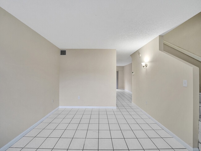 Building Photo - 3688 SW 59th Ave