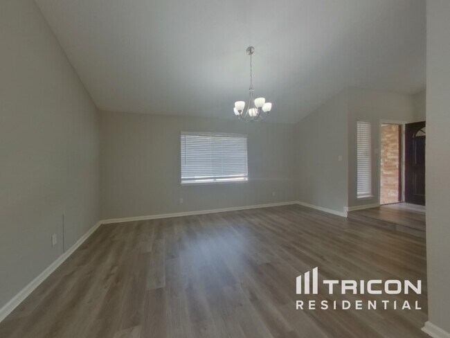 Building Photo - 4311 Chestergate Dr
