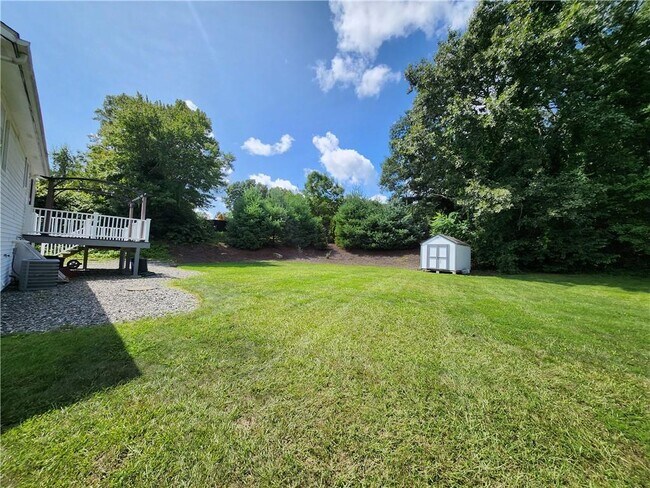 Building Photo - 8 Everbloom Dr