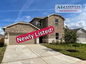 Building Photo - 909 Armadillo Dr