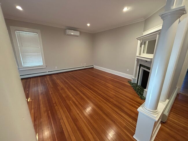 Living area - 1850 Bellmore Ave