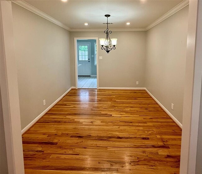 Building Photo - 5026 Redstart St