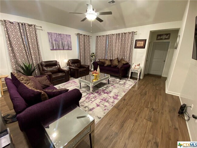 Building Photo - 412 Brushy Creek