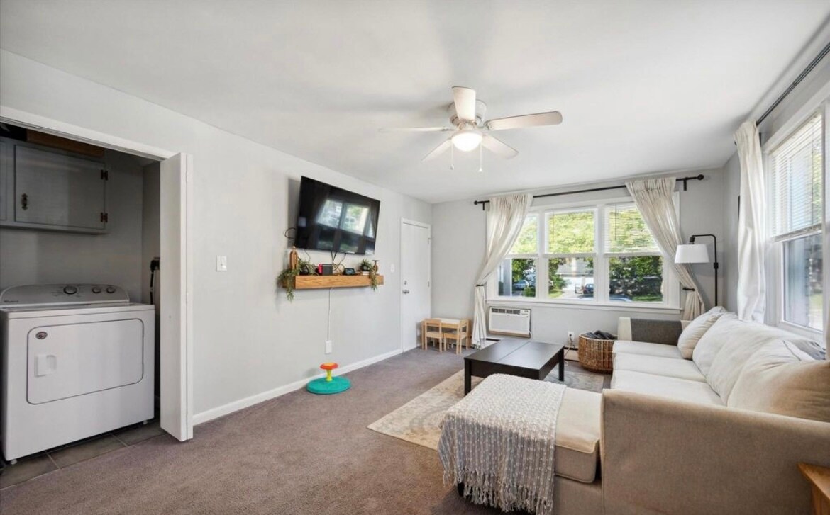 708 Lindale Ave, Drexel Hill, PA 19026 Apartments in Drexel Hill, PA