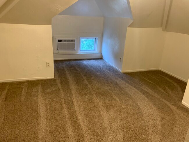 Foto del edificio - 804 College Ave