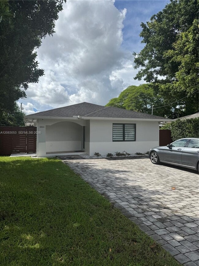 Building Photo - 8814 SW 126th Terrace
