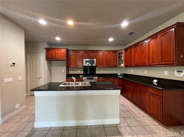 Building Photo - 11433 Mountain View Dr