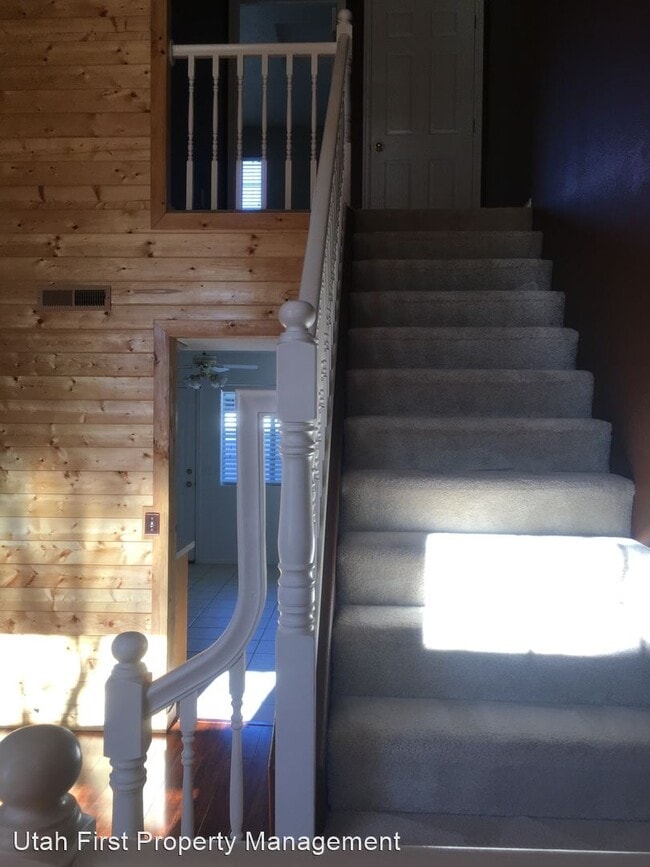 Building Photo - 2 br, 2 bath House - 684 W Buena Vista Blv...