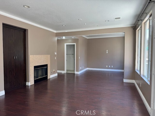 Building Photo - 541 Cardinal St