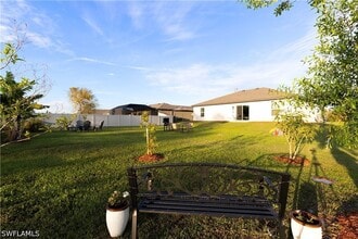 Building Photo - 836 Youngreen Dr