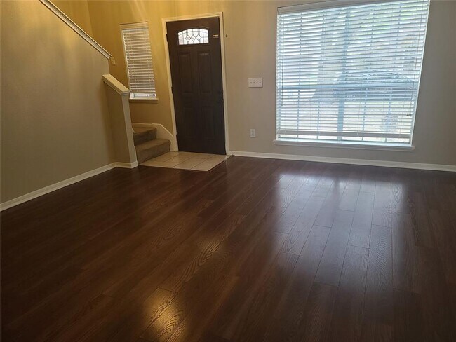 Building Photo - 5734 Forest Timbers Dr