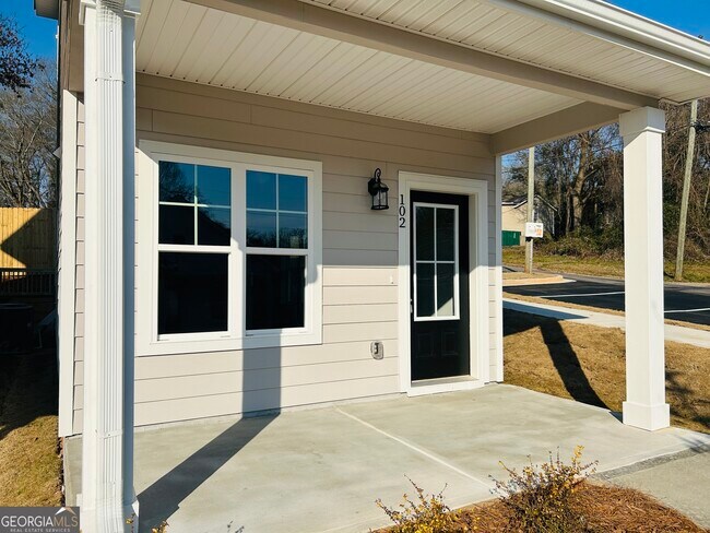 Foto del edificio - 102 Crown St