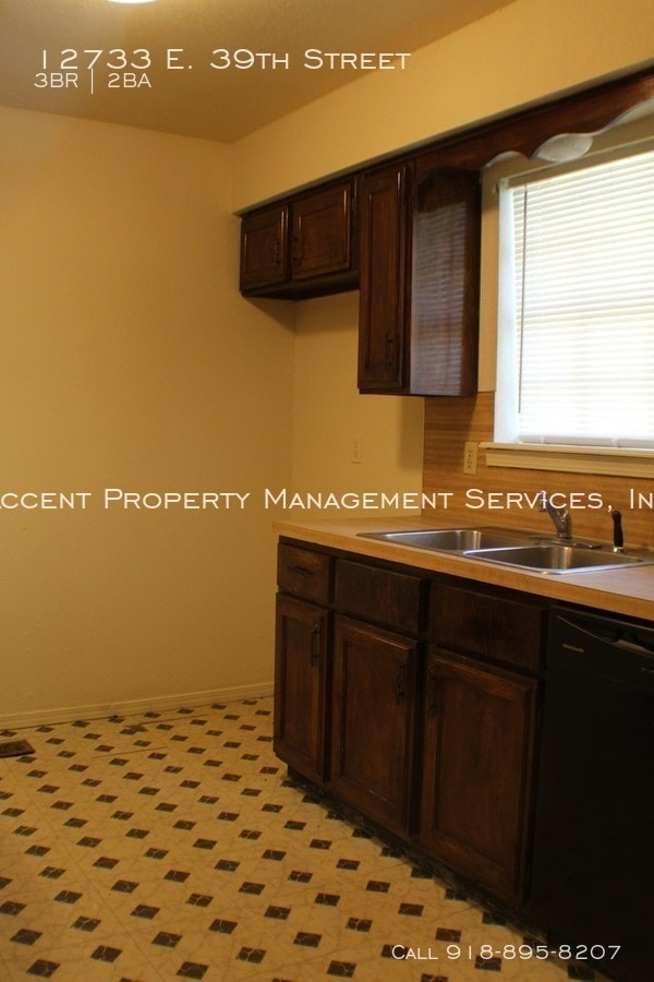 Building Photo - 3 bedroom in Union School District!!!