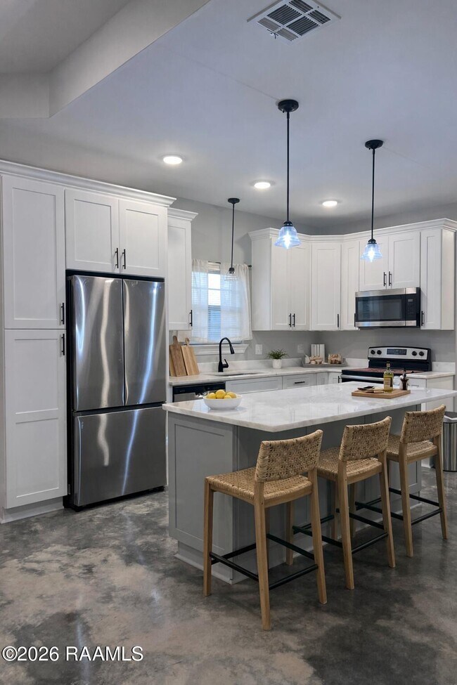 Foto del edificio - 1061 Madeline Heights