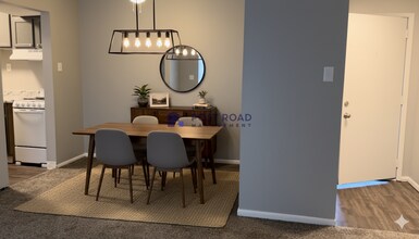 Building Photo - 2806 S Osage Ave