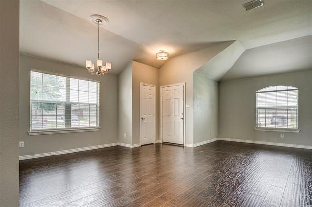 Foto del edificio - 2700 Dawn Spring Dr