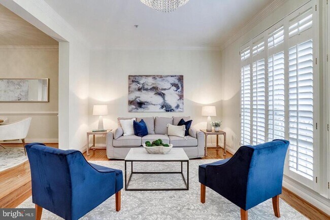 Foto del edificio - 1601 Colonial Hills Dr