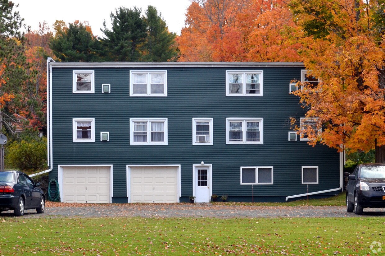 Foto del edificio - Charles Land Apartments