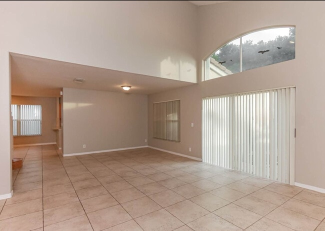 Building Photo - 2120 N 34th Ave