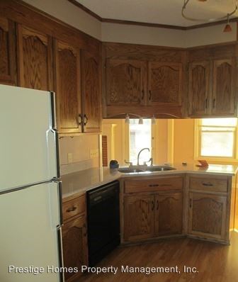Foto del edificio - 606 Wildwood Dr