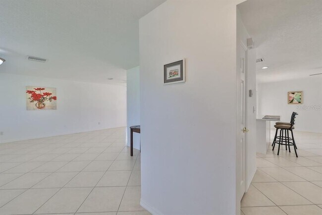 Foto del edificio - 4350 13th Ln NE