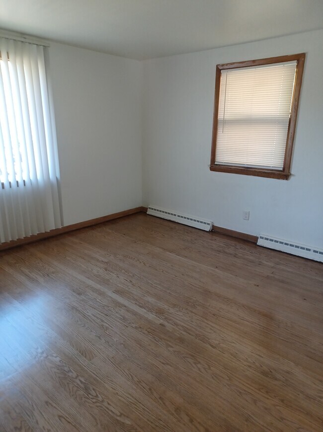Foto del edificio - 5733 W Birch Ave