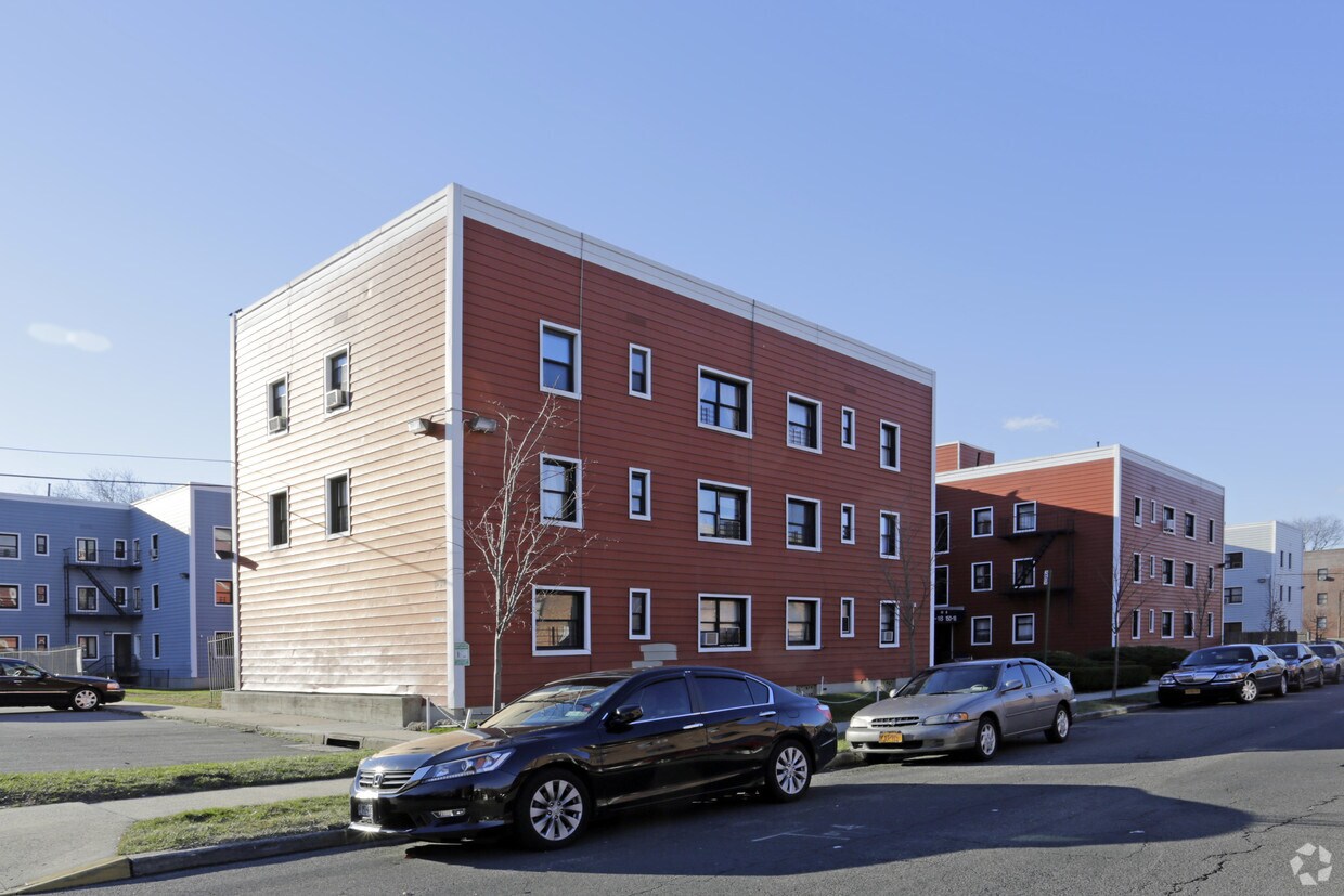 Kew Garden Hills - 150-18 72nd Dr