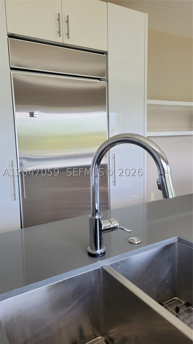 Foto del edificio - 8780 SW 223rd Terrace