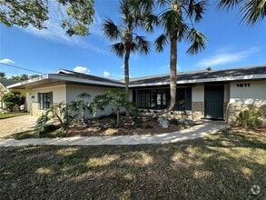 Building Photo - 1611 Canal Ct