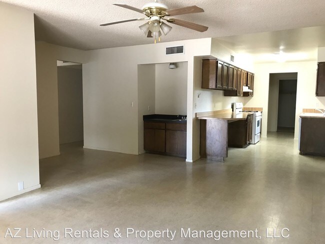 Building Photo - 3 br, 2 bath House - 1040 Crestwood Drive