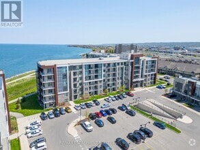 Building Photo - 101-101 Shoreview Pl