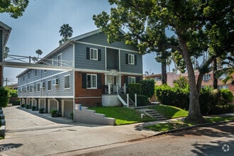 Building Photo - 52 N Sierra Bonita Ave