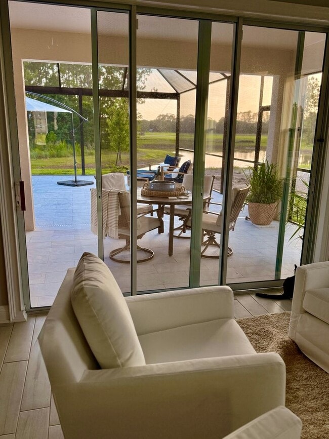 Foto del edificio - 1729 Drummond Pt