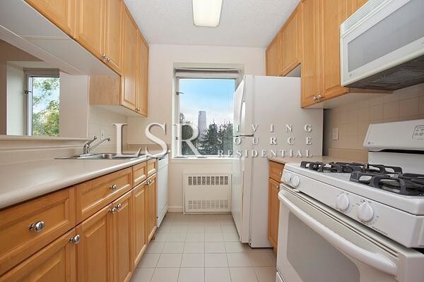 Foto del edificio - 50 Battery Pl